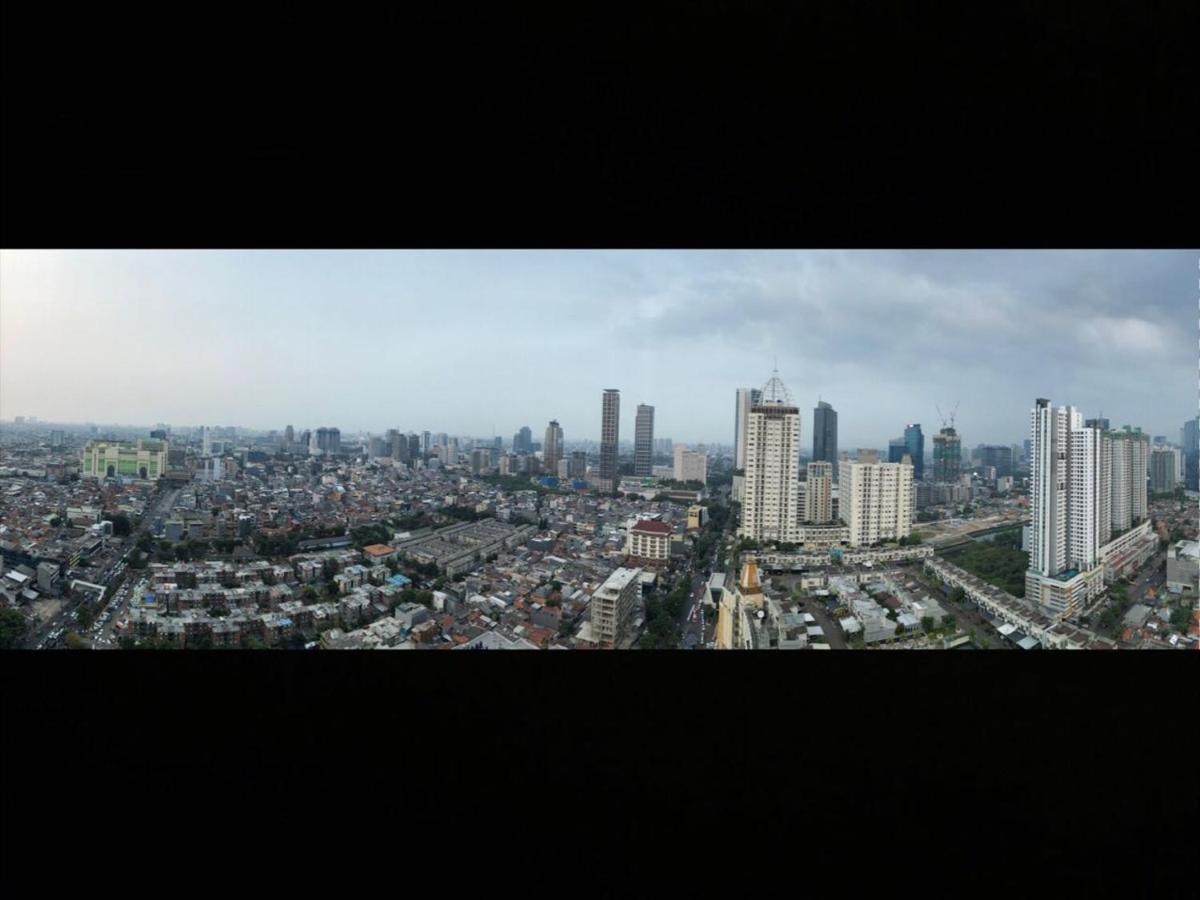 Cosmo Terrace At Thamrin City Jacarta Exterior foto